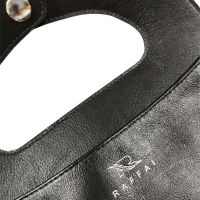  
Cores Disponíveis: Preto